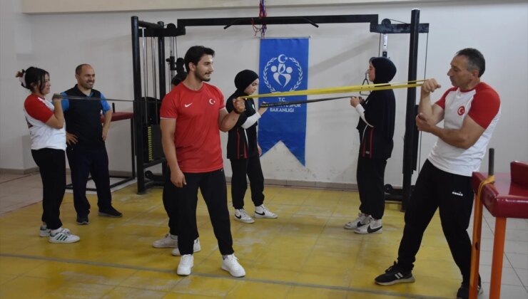 Ordulu Sportmenler Dünya Bilek Güreşi Şampiyonası’na Hazırlanıyor