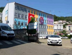 Ordu’da Birinci Sınıf Öğrencisi Okul Bahçesinde Çarpan Cipin Altında Hayatını Kaybetti