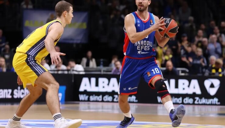Anadolu Efes, Alba Berlin’i 86-70 Yenerek EuroLeague’de Üst Üste İkinci Galibiyetini Aldı