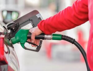 Akaryakıtta tabelalar değişti! Akaryakıta büyük artırım