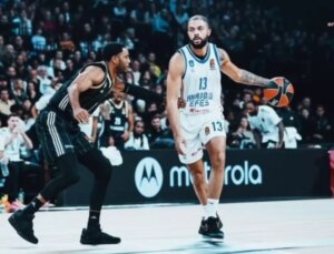 Anadolu Efes EuroLeague’de ASVEL’e Yenildi