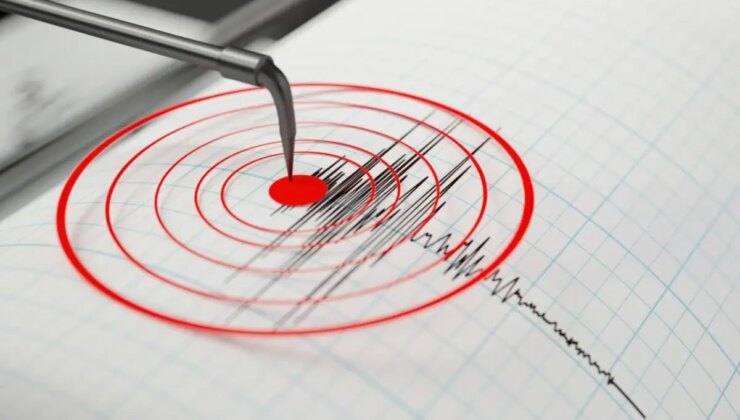 Hatay’da korkutan deprem! Etraf vilayetlerde de büyük panik yaşandı