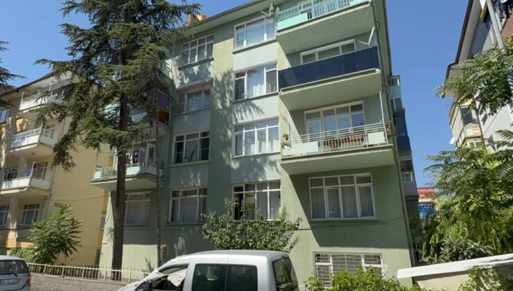 Kiracı, aidat sebebiyle tartıştığı apartman yöneticisini bıçakladı